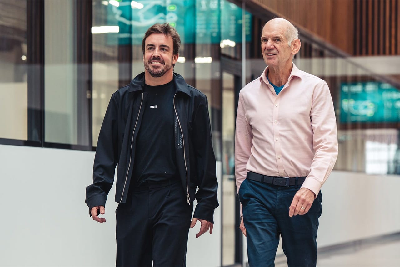 アストンマーティンF1の現状にアロンソ苦言「2025年はニューウェイの関心外」