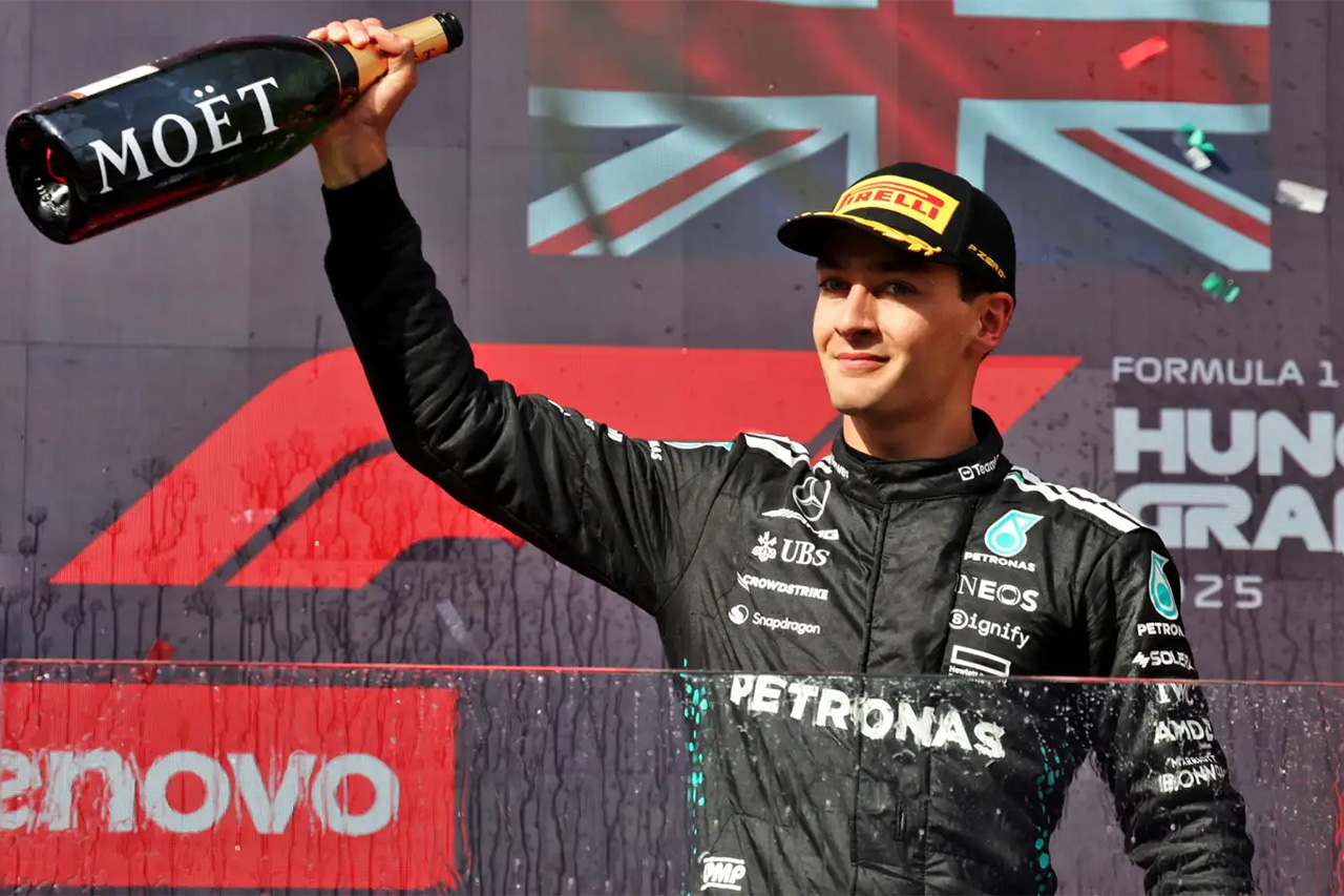 ジョージ・ラッセル メルセデスF1と「終身契約を結ぶべき」とシュタイナー