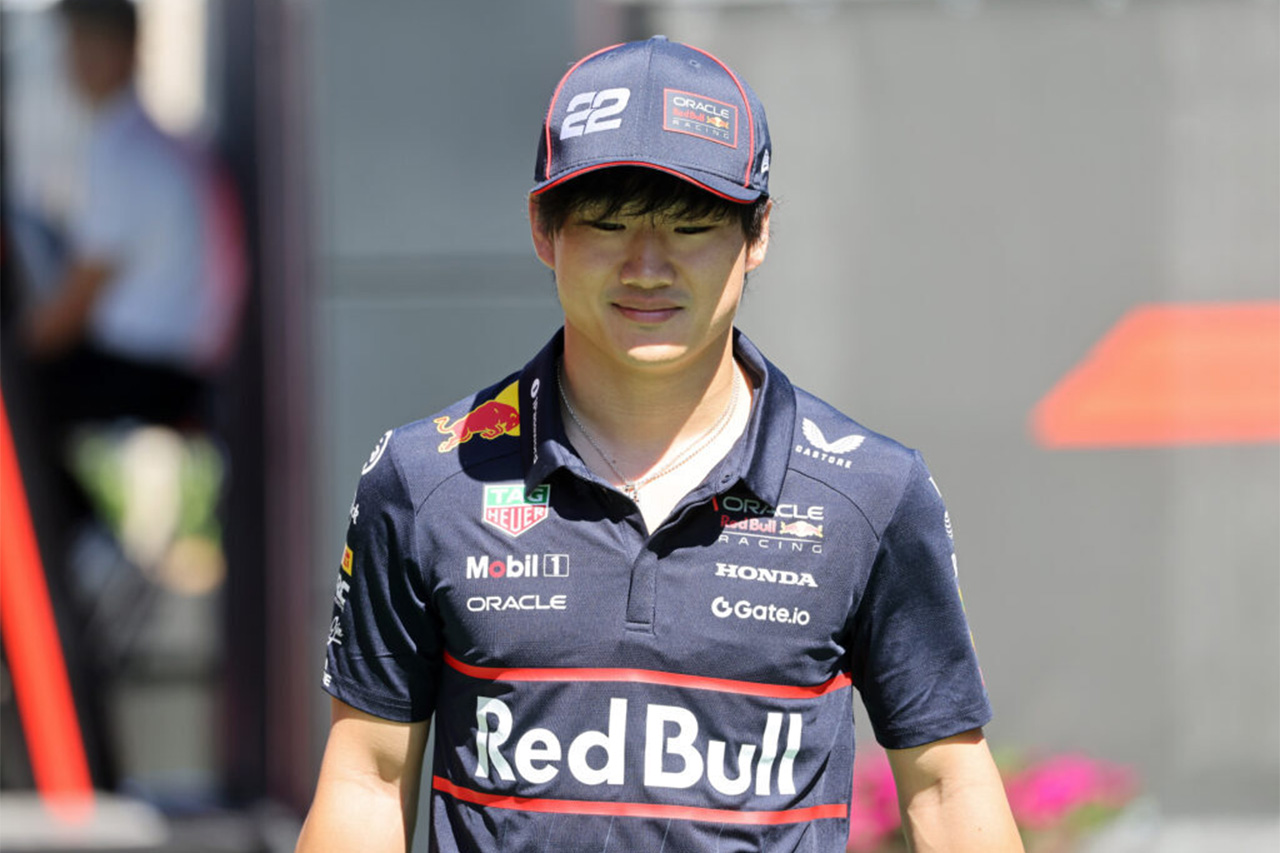 角田裕毅は「レッドブルF1史上“最悪”のセカンドドライバー」とドーンボス