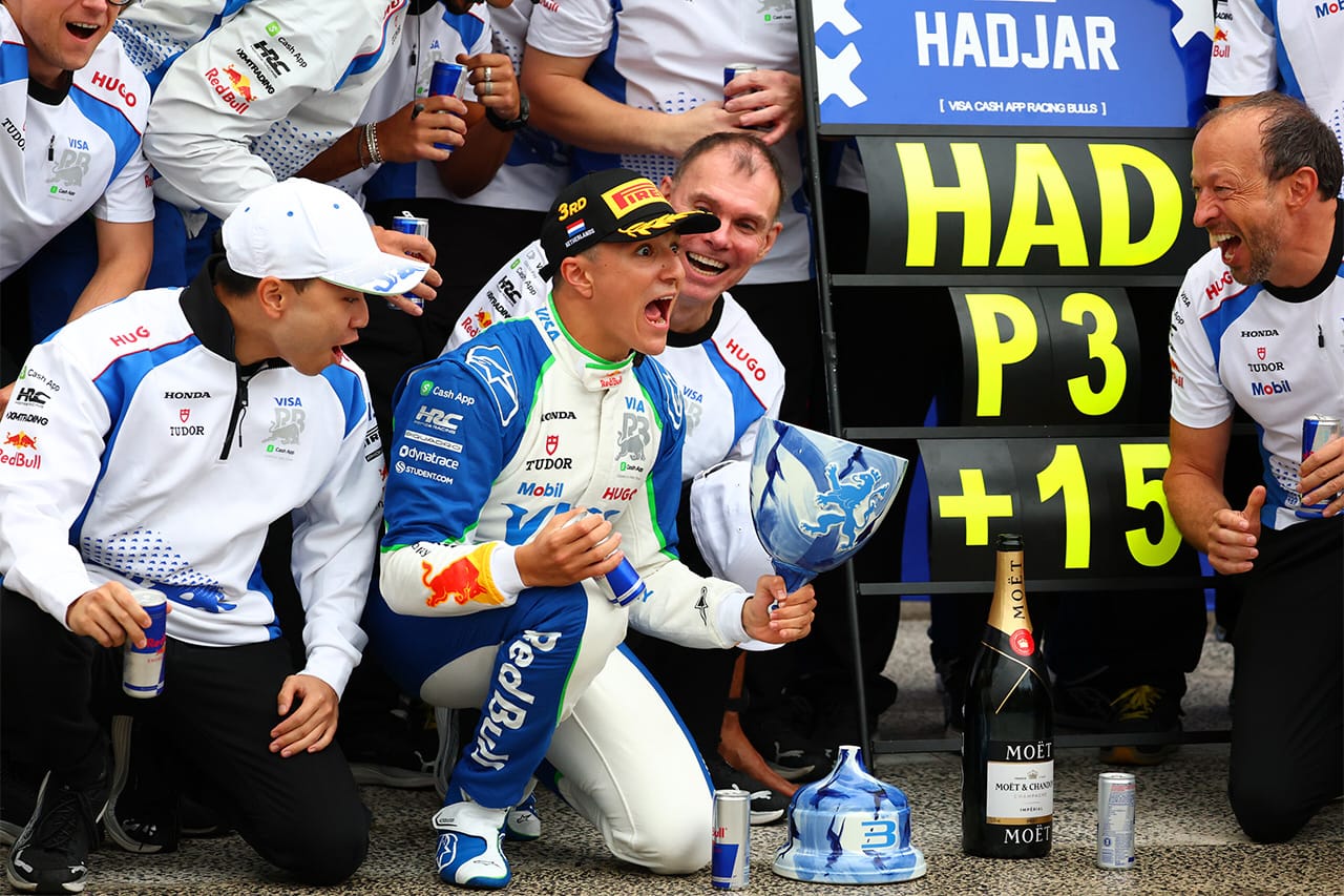 アイザック・ハジャー F1オランダGP初表彰台トロフィーがまさかの破損