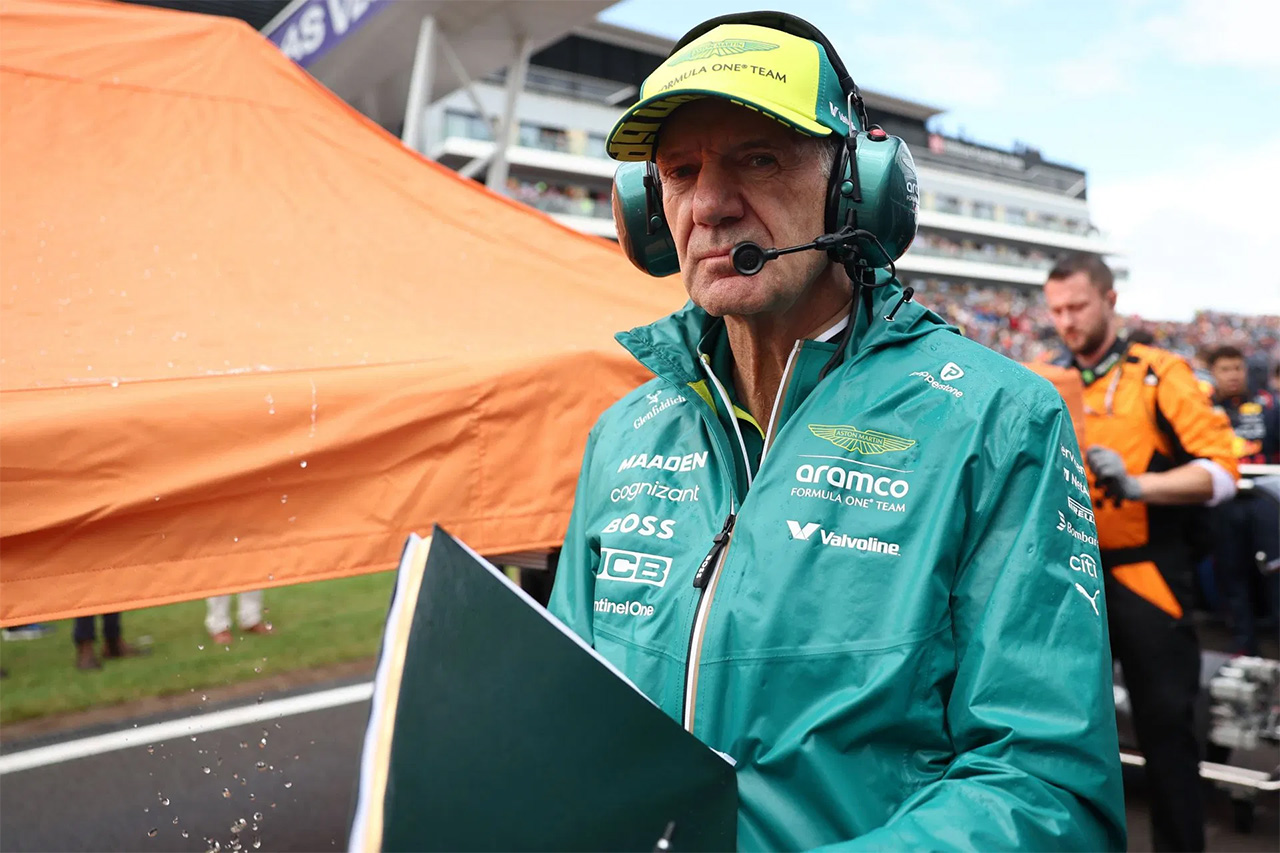 エイドリアン・ニューウェイ警告「アストンマーティンF1は来年まだ戦えない」
