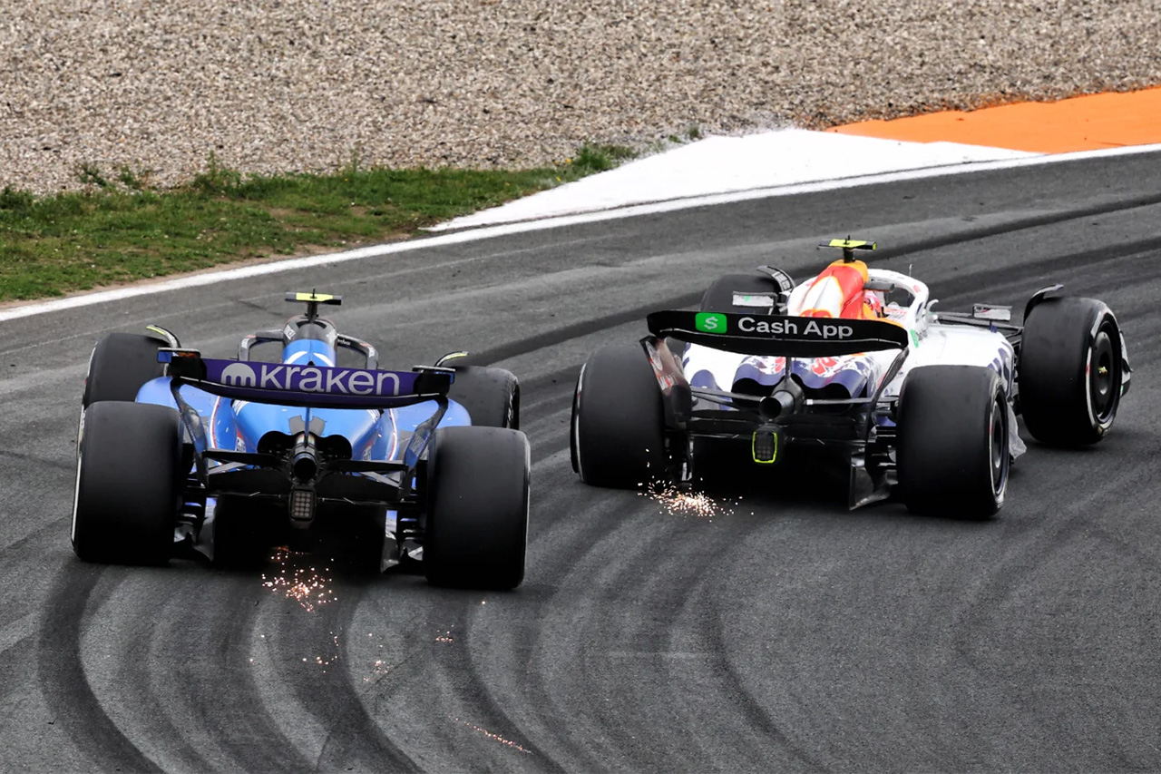 カルロス・サインツJr. F1オランダGPでの物議のペナルティは今週中に再審理