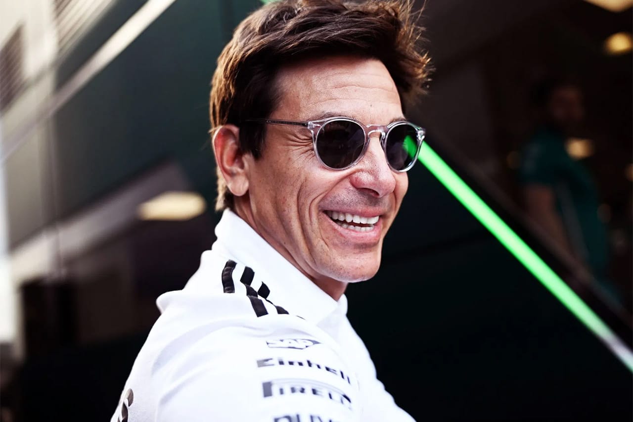 トト・ヴォルフ「フェラーリPU遅れ」噂流布でメルセデスF1人材流出阻止？