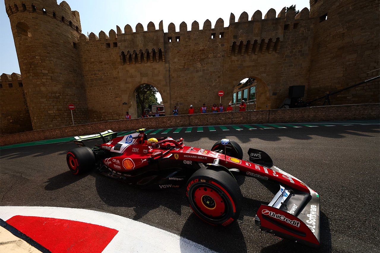 F1アゼルバイジャンGP FP2:ハミルトン首位でフェラーリ1-2 角田裕毅14位