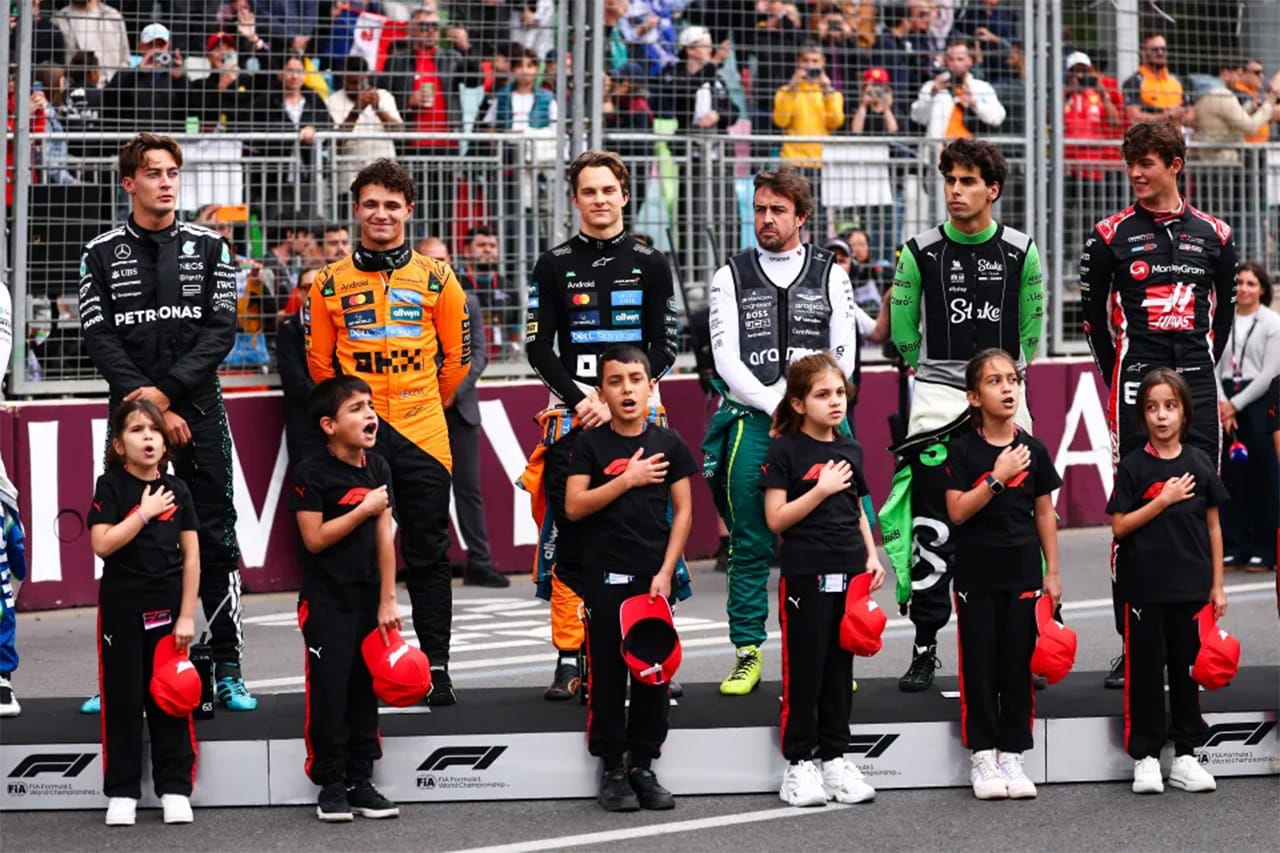F1アゼルバイジャンGP：国歌斉唱でドライバーが笑いをこらえた理由