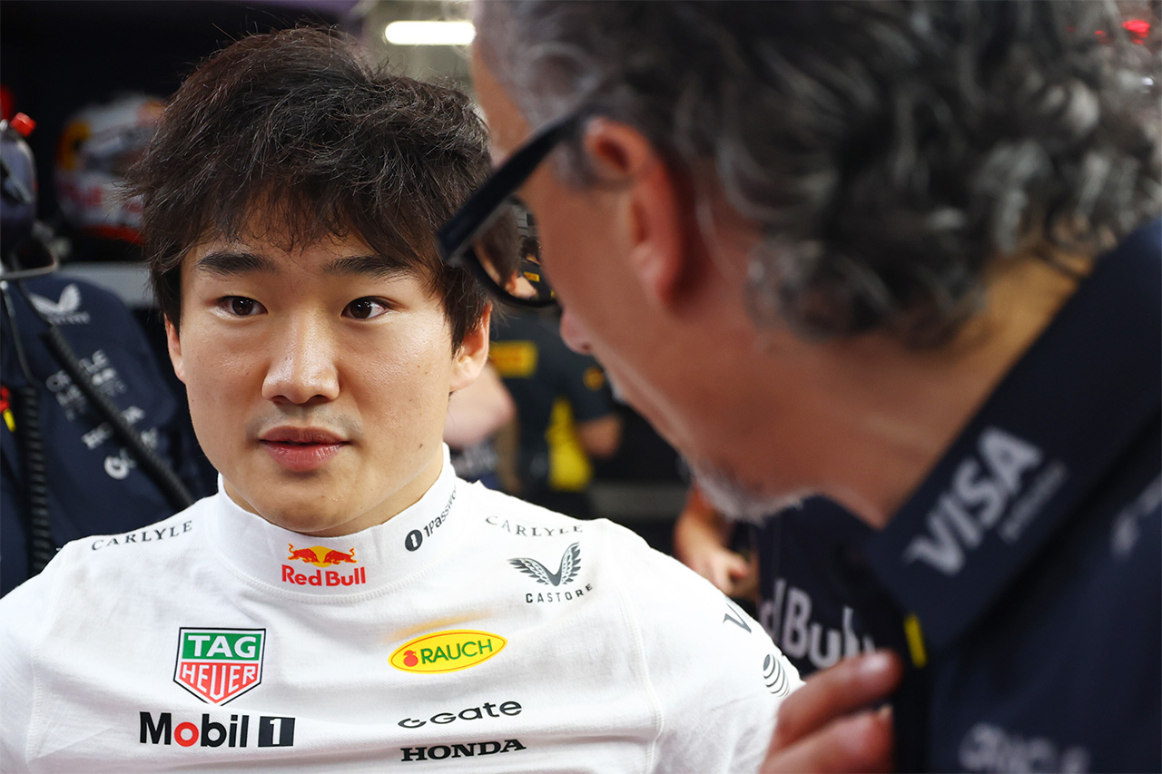 角田裕毅は「非常に努力家」 レッドブルF1代表が“成長を感じる走り”を評価