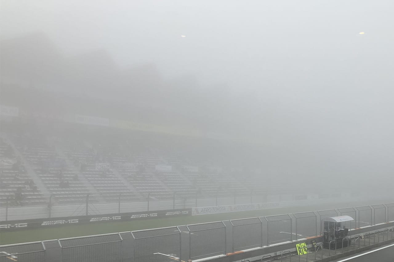 スーパーフォーミュラ第10戦：決勝レースは濃霧のため中止
