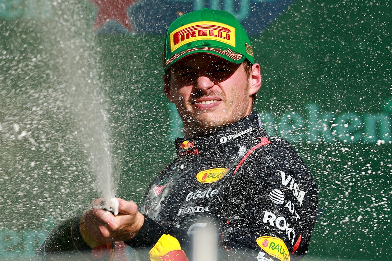 マックス・フェルスタッペン F1タイトル差を縮めるもFIA判定巡り他陣営が激怒