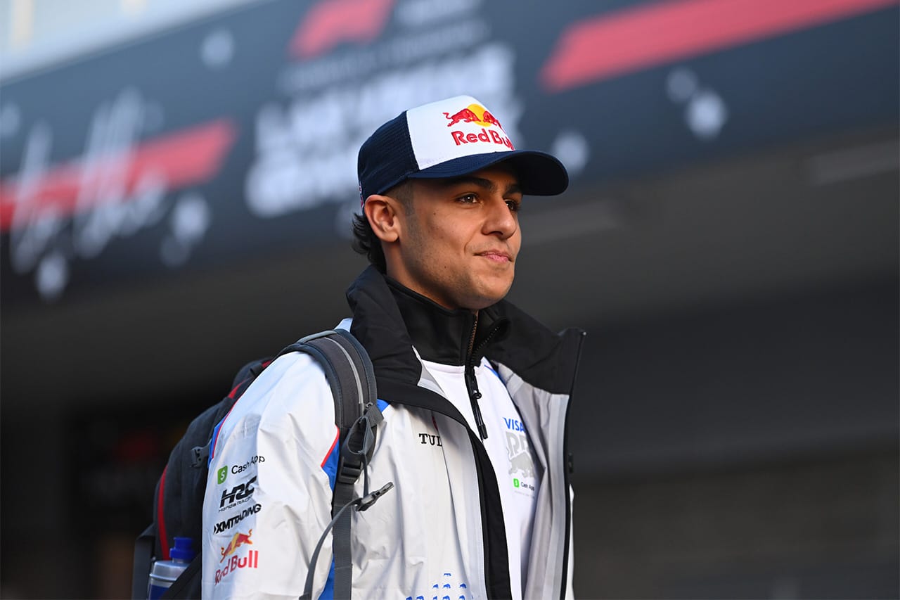 アービッド・リンドブラッド レーシングブルズで2026年F1デビュー「誇りに思う」