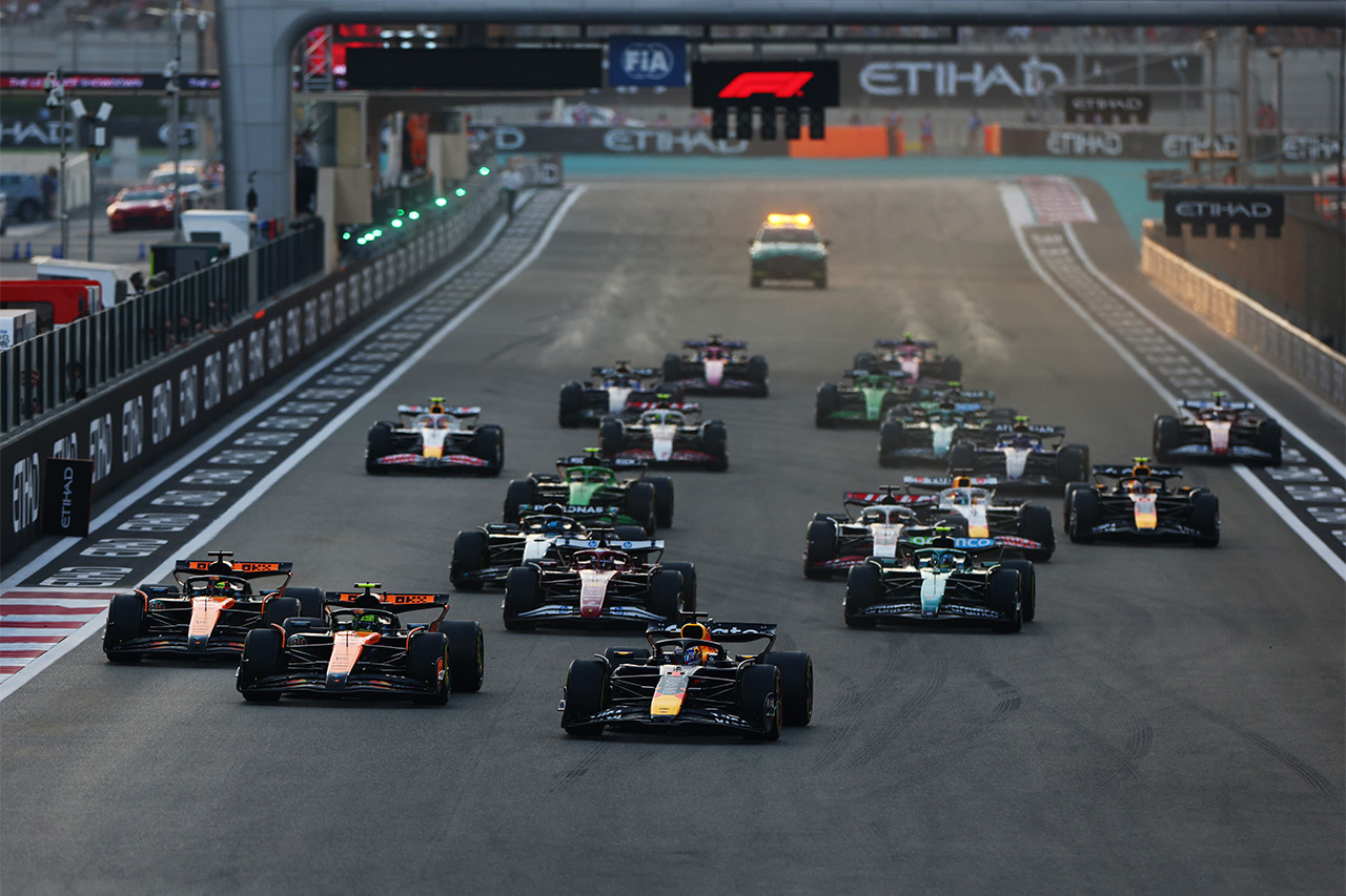 角田裕毅は14位 … F1アブダビGP 決勝 結果・タイムシート