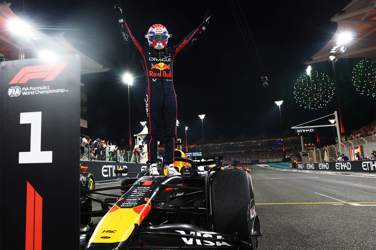 マックス・フェルスタッペン レッドブルF1のRB21は「愛憎入り混じった関係」