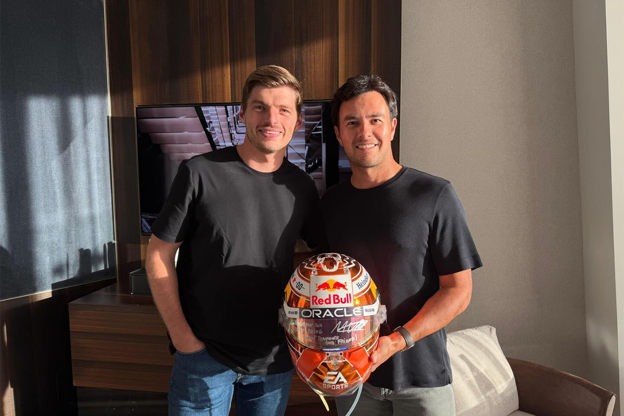 マックス・フェルスタッペン F1復帰のセルジオ・ペレスと“静かな再会”