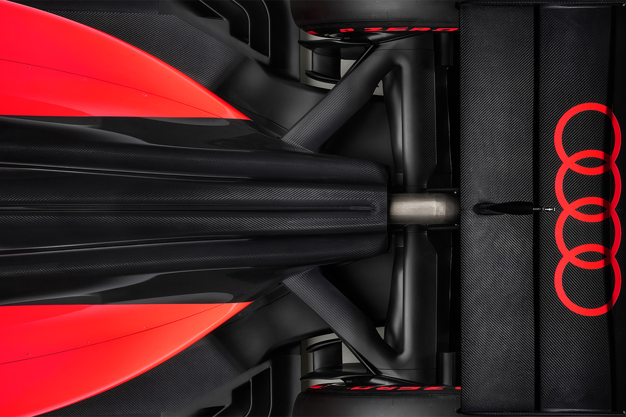 アウディ、2026年F1マシンで初のエンジン始動に成功