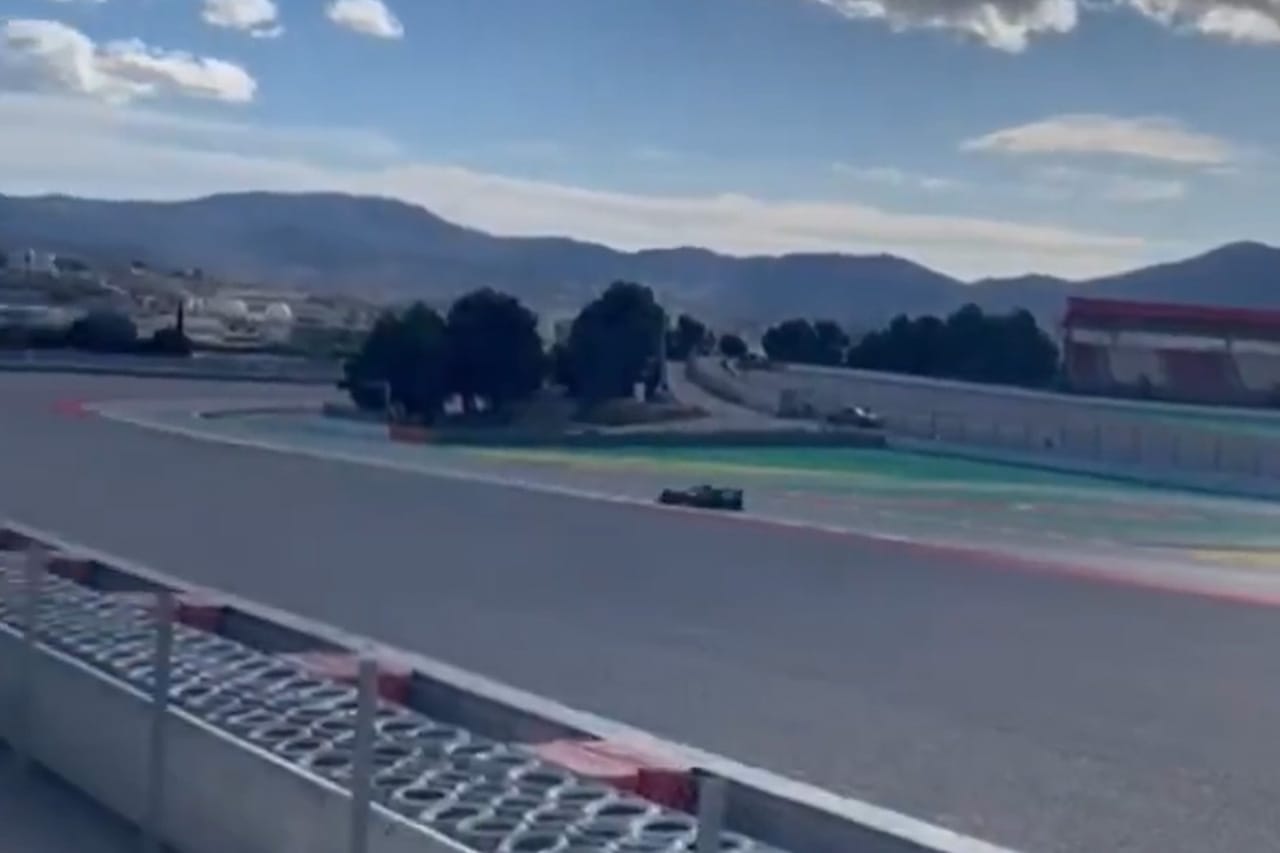 【動画】 アウディ 2026年F1マシンを全チームに先駆けてシェイクダウン