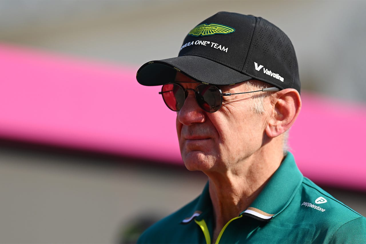 エイドリアン・ニューウェイの賭け:アストンマーティンF1は空力重視で重量超過