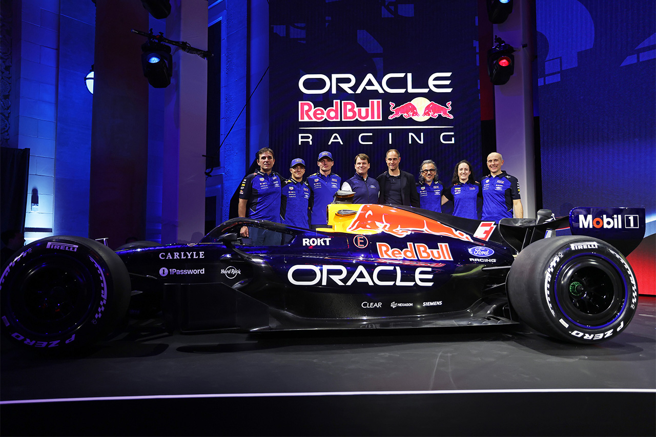 フォードvsキャデラック 「技術かマーケティングか」F1参戦前に米メーカー火花