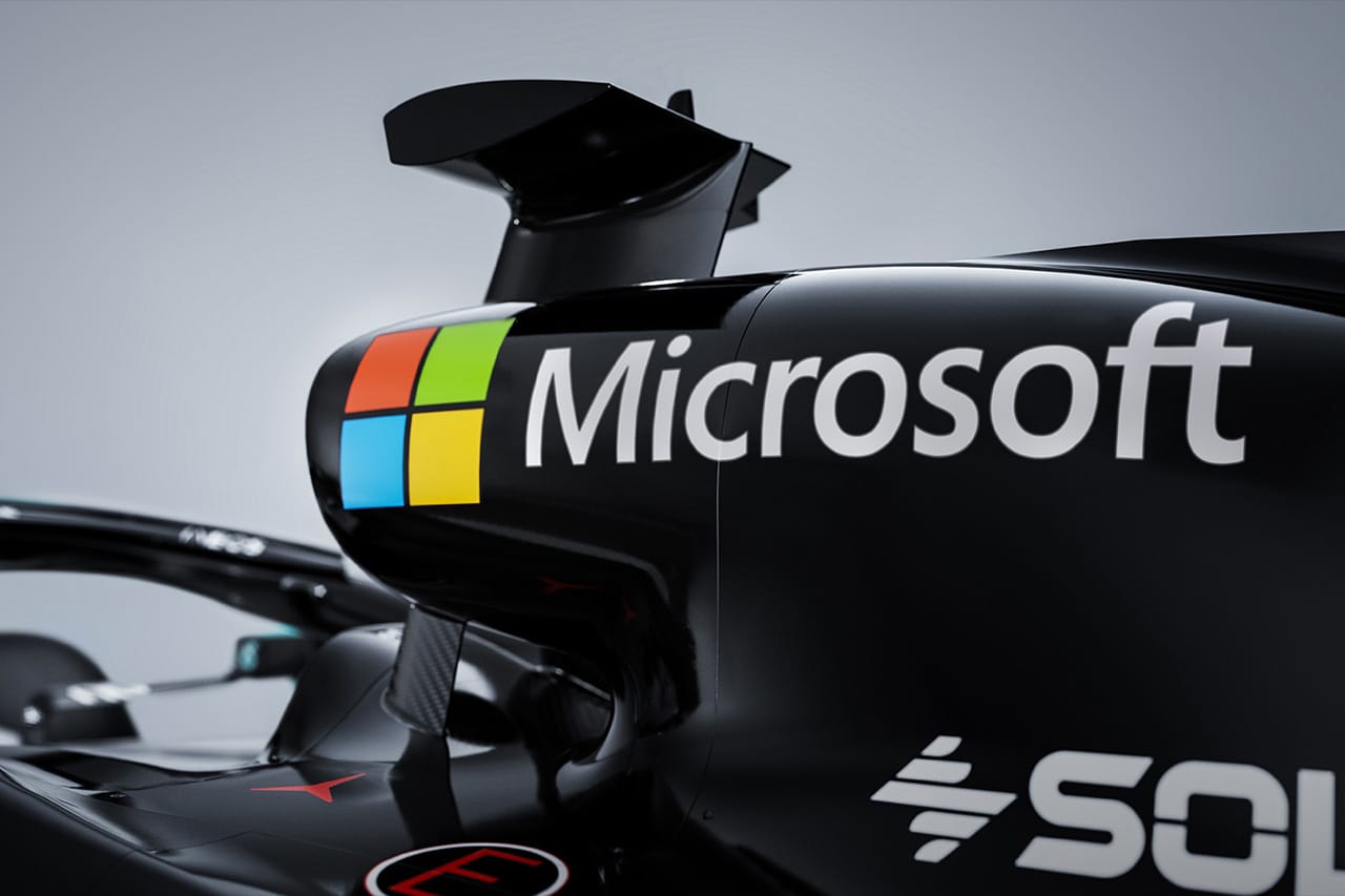 メルセデスF1、マイクロソフトと複数年パートナーシップを締結