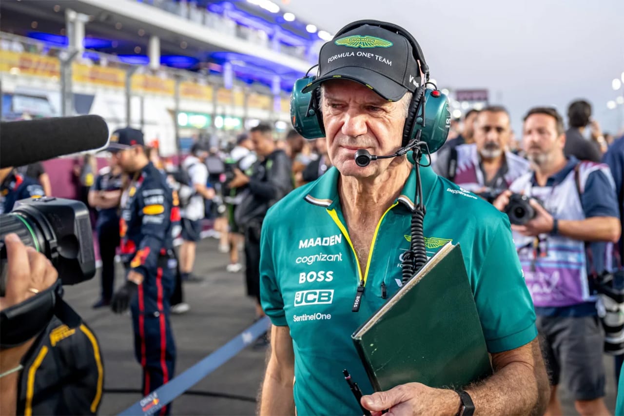 エイドリアン・ニューウェイ、2026年F1エンジン規則のFIA判断に激怒