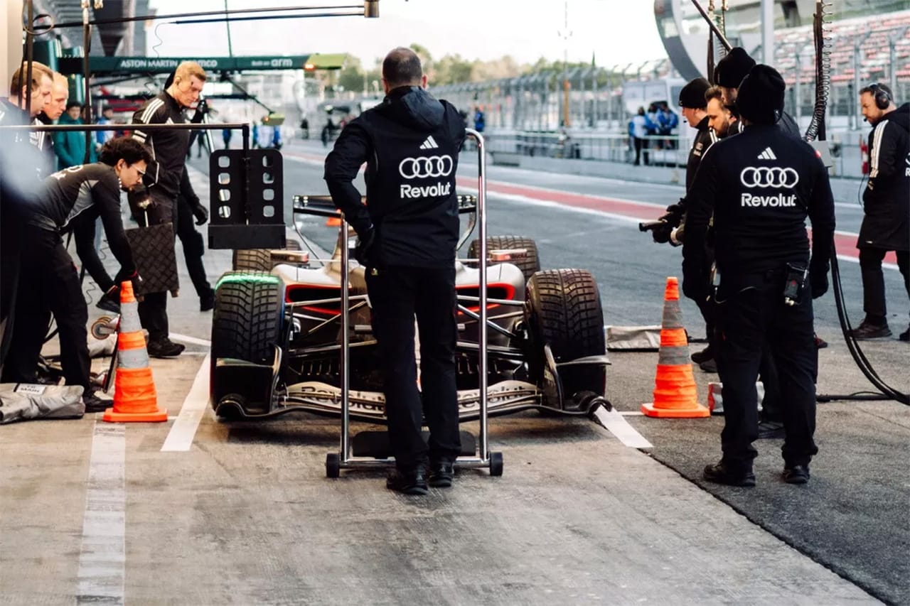 2026年F1燃料：バルセロナテストでは暫定仕様で走行