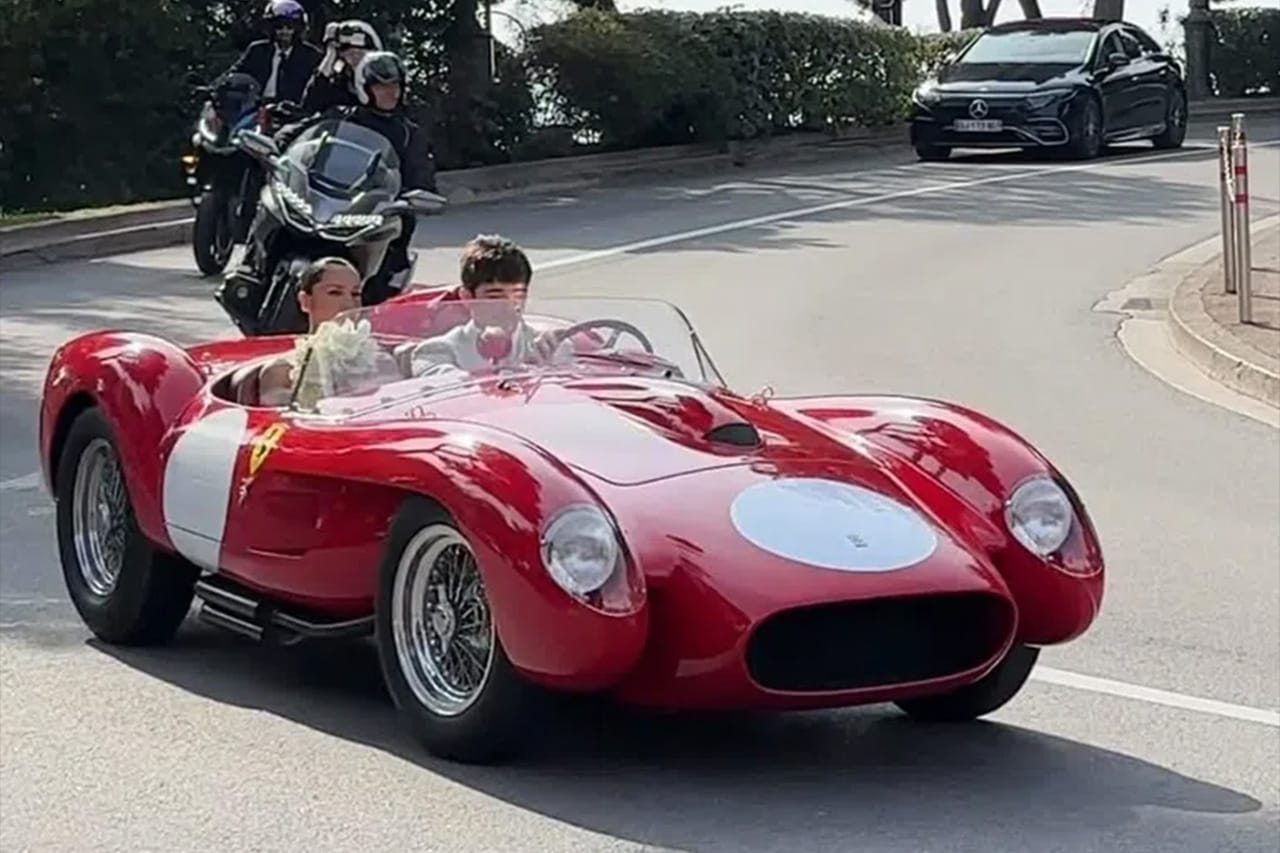 シャルル・ルクレールがアレクサンドラ・サン・ムルーと結婚 モナコで挙式
