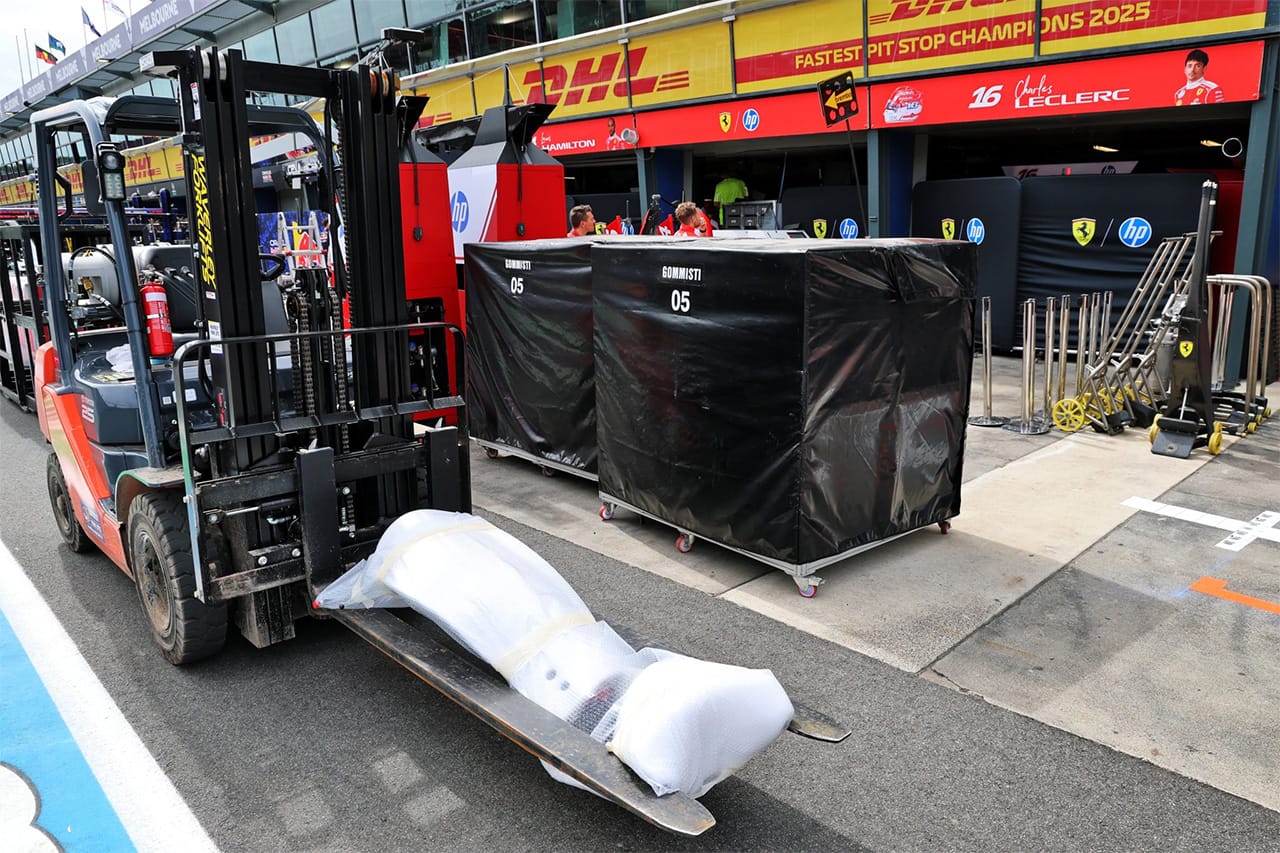 F1オーストラリアGPで異例措置 中東情勢で夜間作業禁止を解除