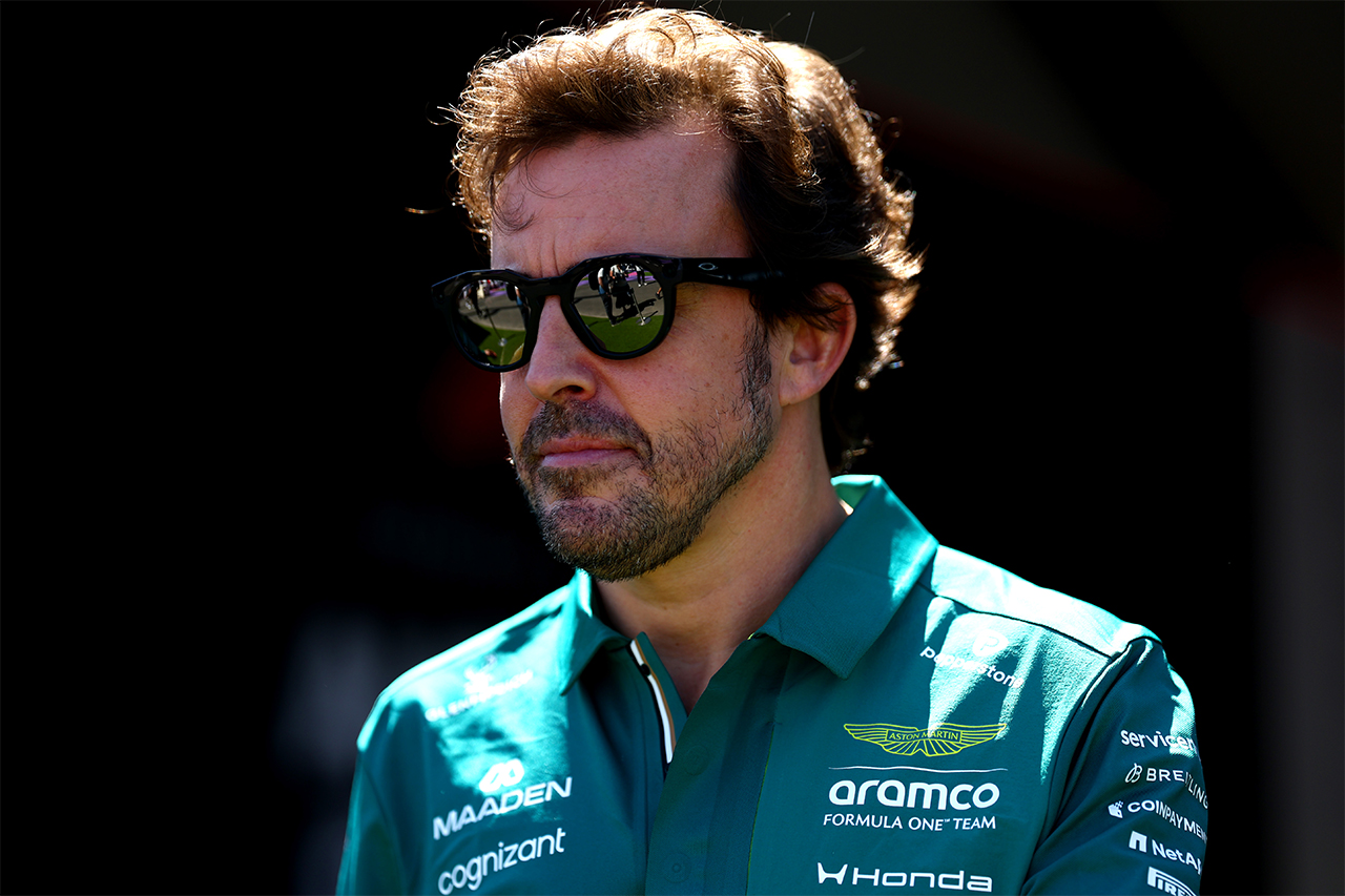 フェルナンド・アロンソ「25分で手足が痺れる」 アストンマーティンF1振動問題