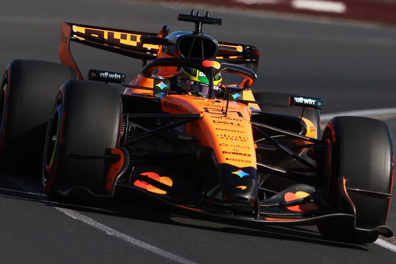 オスカー・ピアストリが地元で最速 2026年F1オーストラリアGP FP2