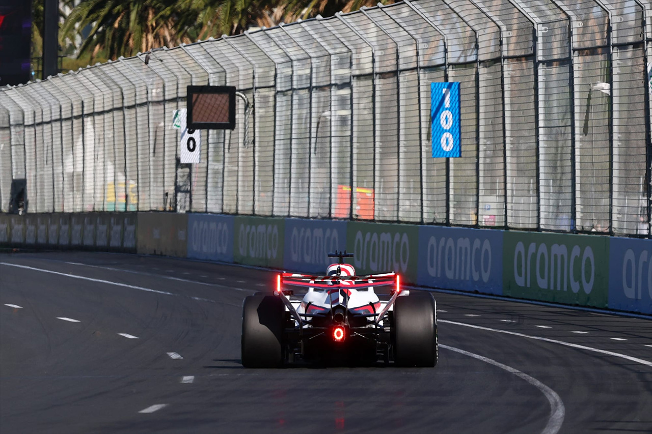 FIAが“直前撤回” F1オーストラリアGPのアクティブエアロゾーン騒動