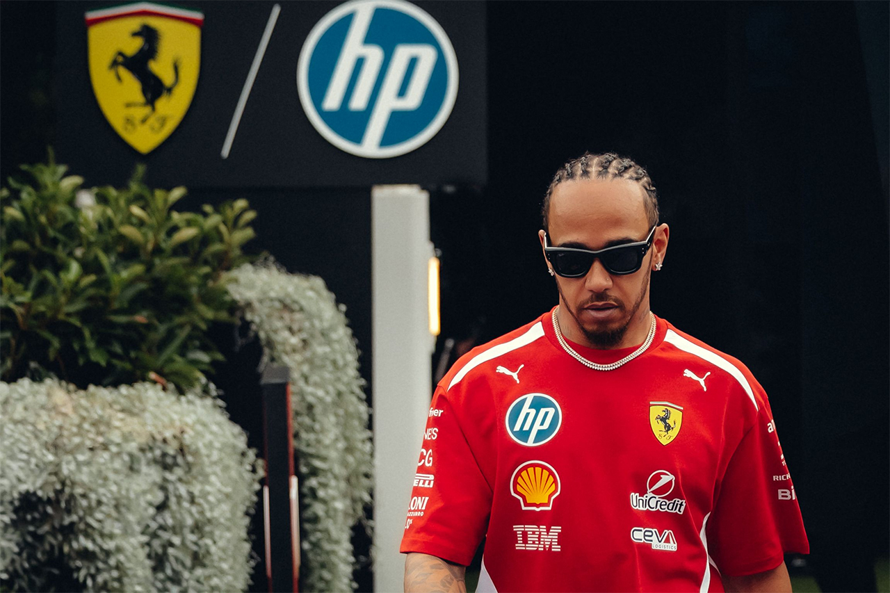 ルイス・ハミルトン メルセデスF1優位に疑念「圧縮比ならFIAに失望」
