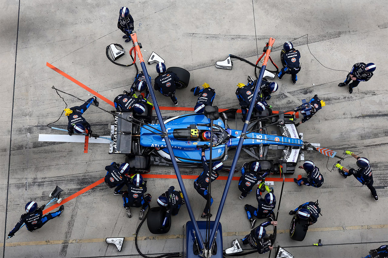 ウィリアムズF1 サインツ今季初ポイント アルボンDNS「さらなる改善が必要」
