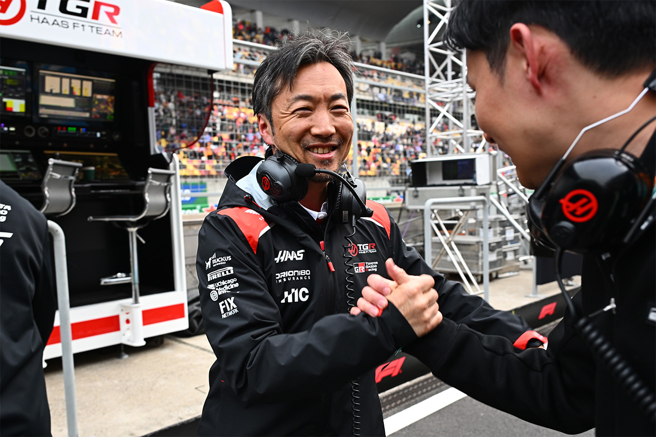 小松礼雄 ハースF1チーム躍進を称賛「レッドブルに実力で勝った」