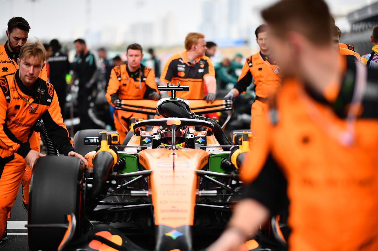 ピアストリ「少なくともグリッドには着いた」発言が裏目 マクラーレンF1の悪夢