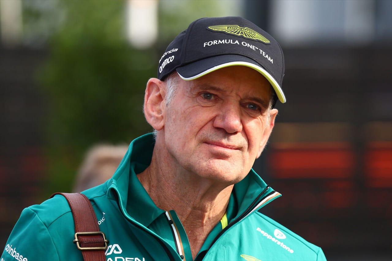アストンマーティンF1 ニューウェイ代表起用に疑問「設計に集中すべき」