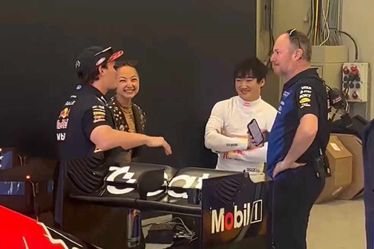 角田裕毅 イスタンブールF1デモ走行にケイナ同行 移動中も行動をともに