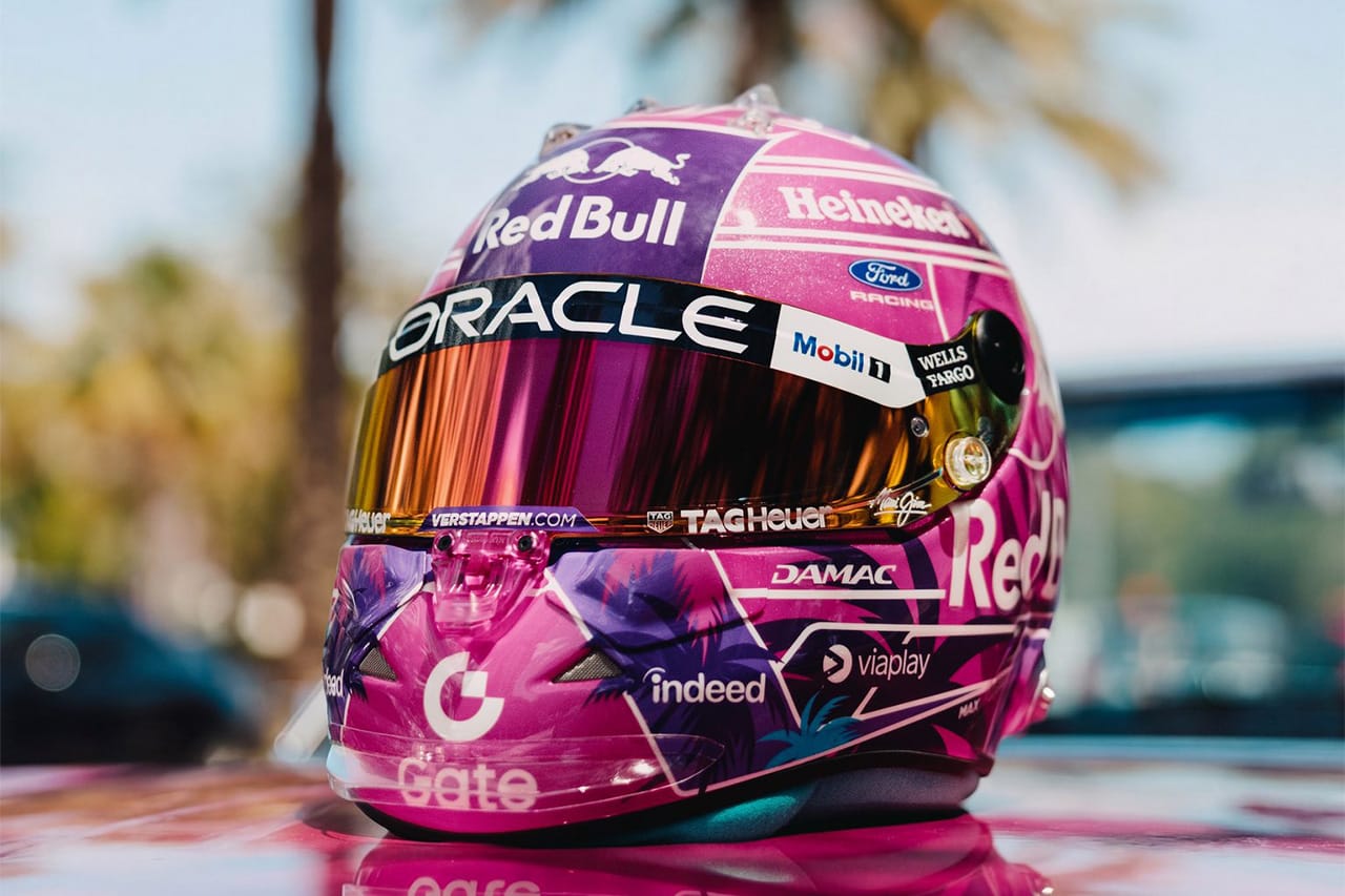 マックス・フェルスタッペン F1マイアミGPで特別ヘルメット 大胆なピンク基調
