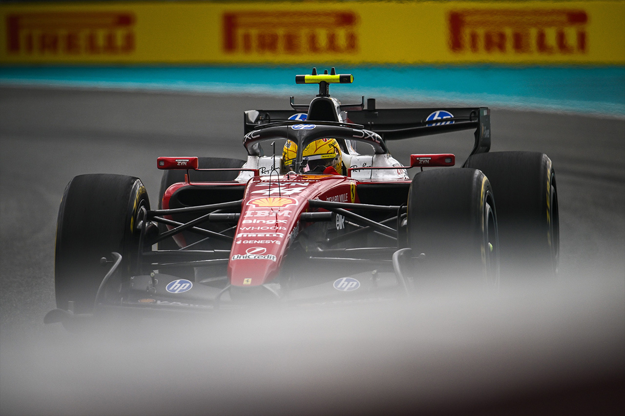 ルイス・ハミルトン F1マイアミGP“中指騒動” FIAの“ダブルスタンダード”に批判