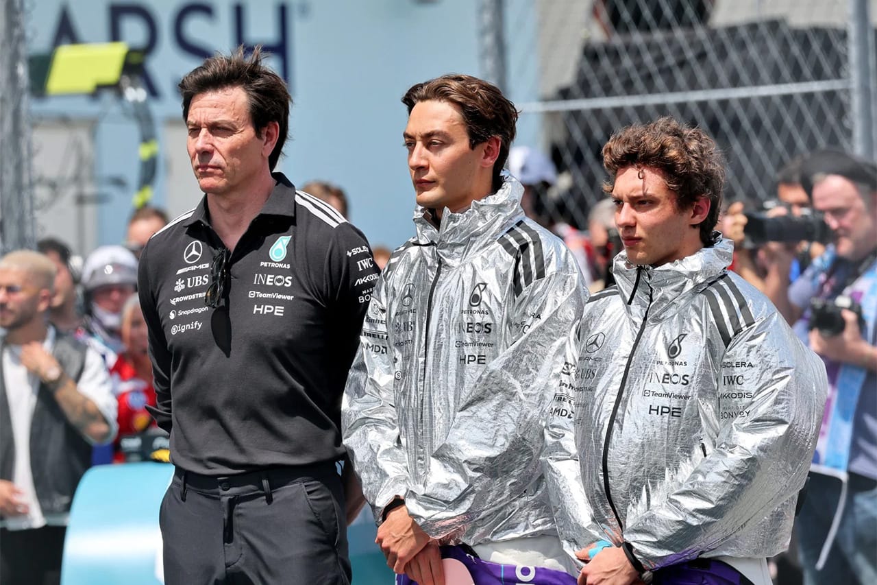 メルセデスF1代表が警告「タイトル争いで問題を起こせばドライバーを降ろす」