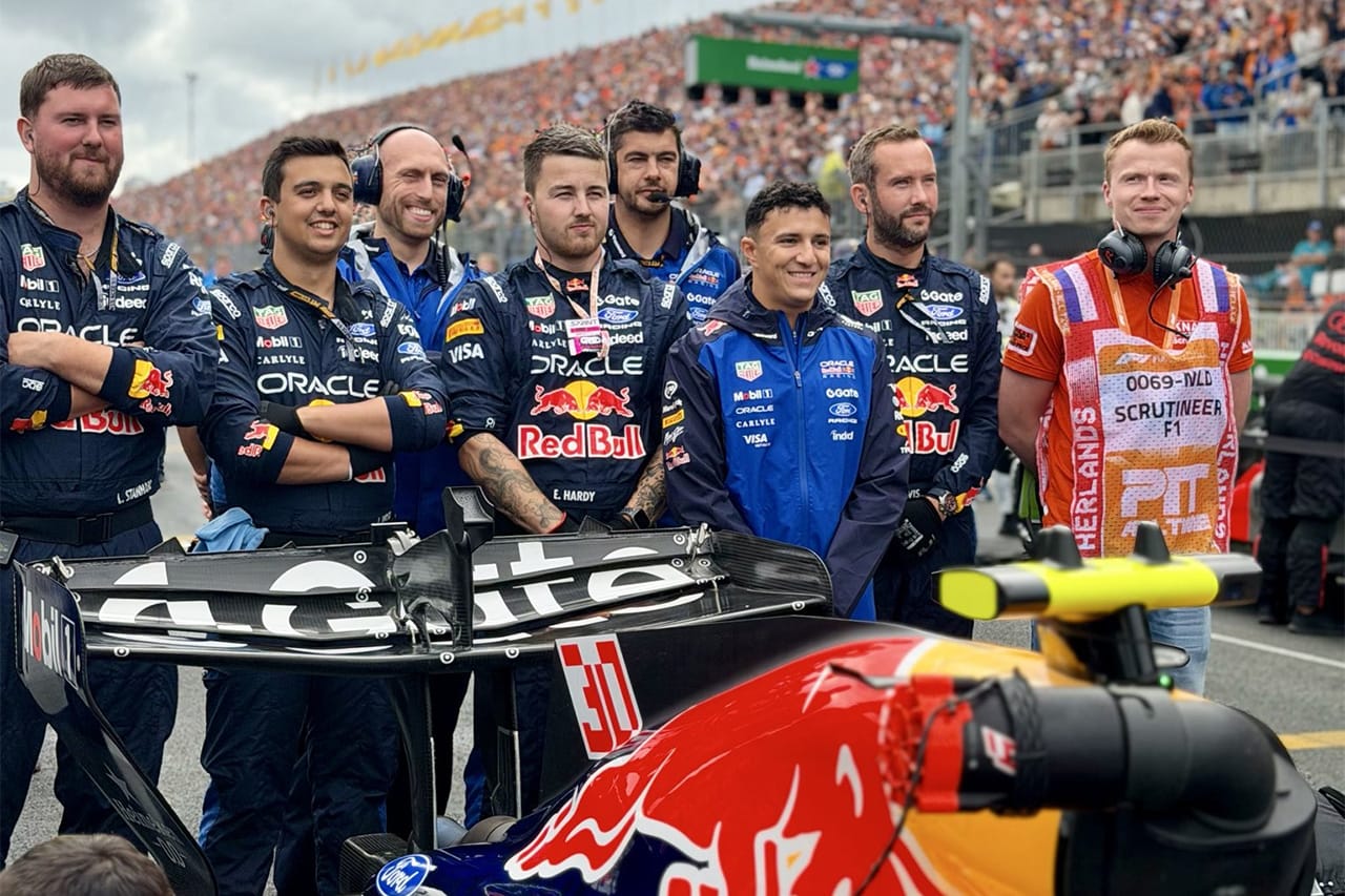 アイザック・ハジャー 2027年レッドブルF1シート安泰 メキース「期待に応えている」