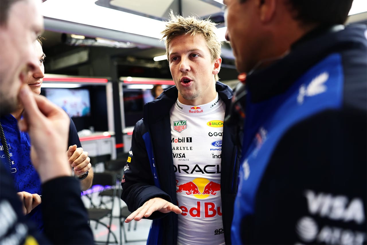 リアム・ローソン レッドブルF1代役で高評価「フェルスタッペンに予選0.1秒差」
