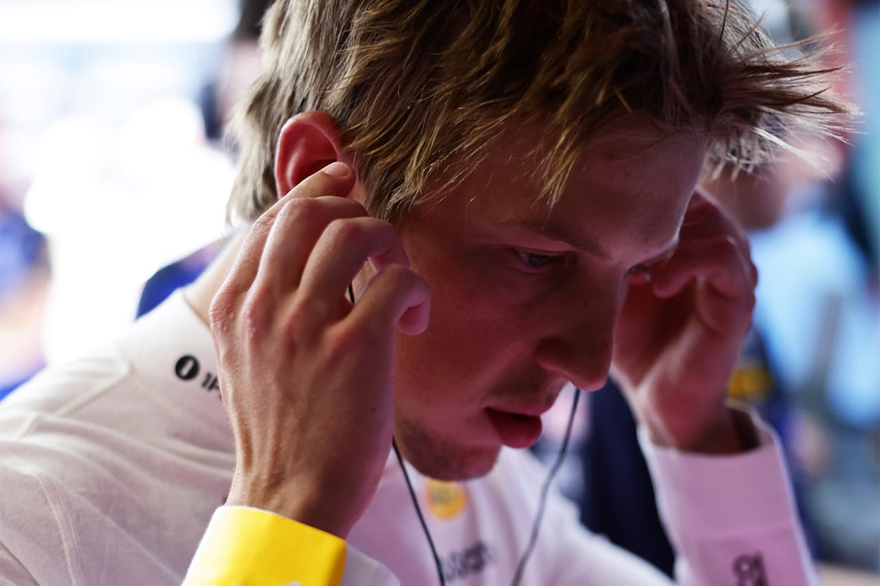 リアム・ローソン F1イタリアGP最後尾スタート PU交換でグリッド降格
