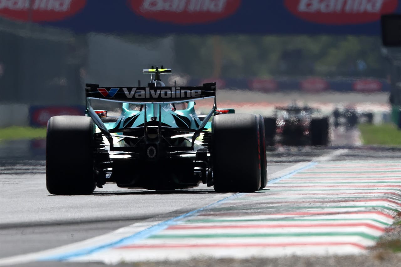 F1イタリアGP予選 最高速338.1km/h ラッセル首位 アストンマーティン・ホンダ下位