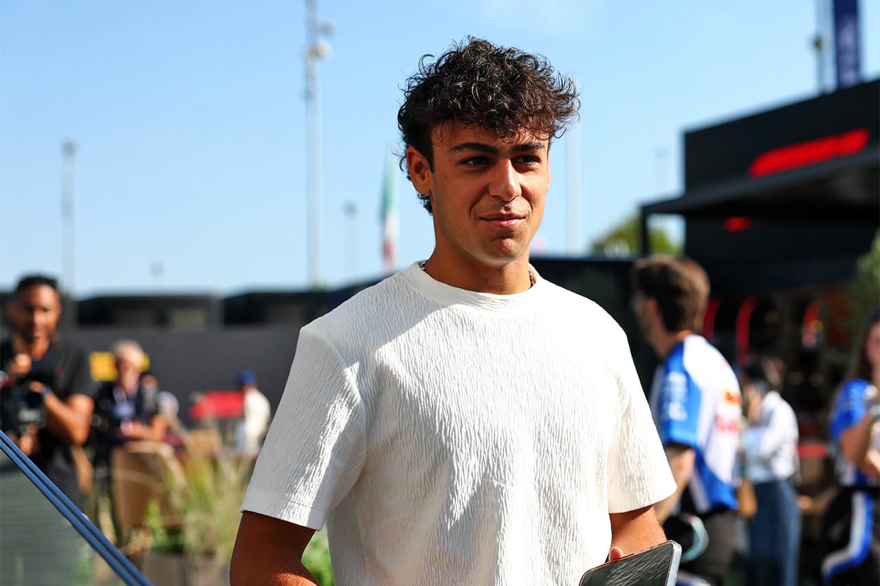 アービッド・リンドブラッド F1参戦中に英国運転免許取得へ 学科試験に合格