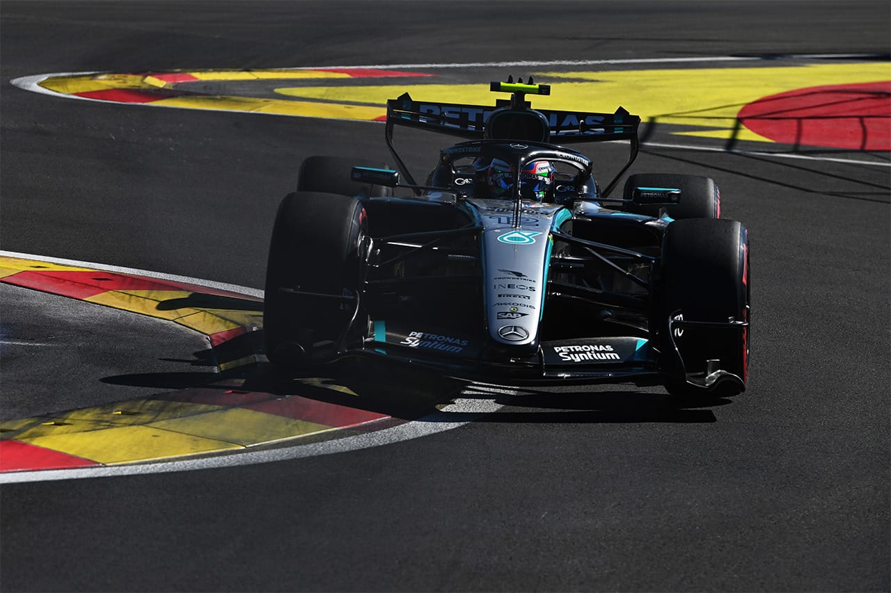 メルセデスF1 2027年開発に軸足 ヴォルフ「愚かにライバルへポイントを与えるな」