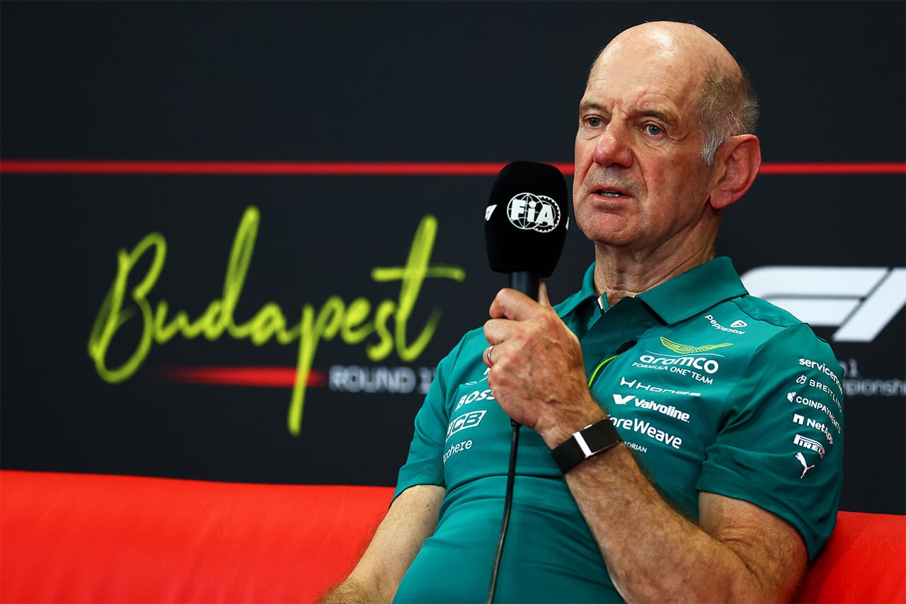 アストンマーティンF1 辛辣発言ニューウェイの露出抑制「マイクの前に立たせない」