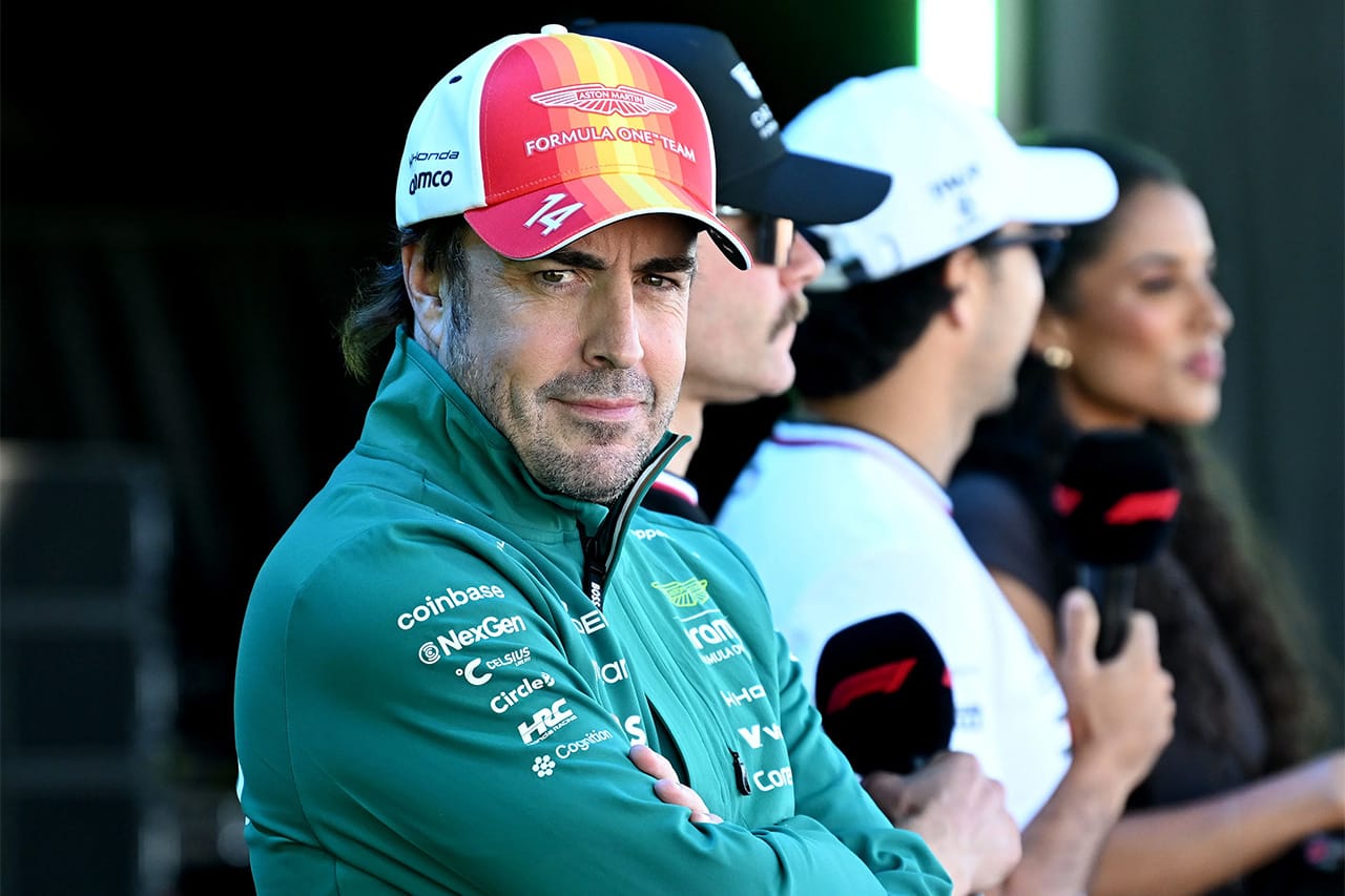フェルナンド・アロンソ アストンマーティンF1で2027年続投を示唆「将来に楽観的」